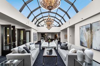 3145 Dean Court 1100, Minneapolis, MN 55416