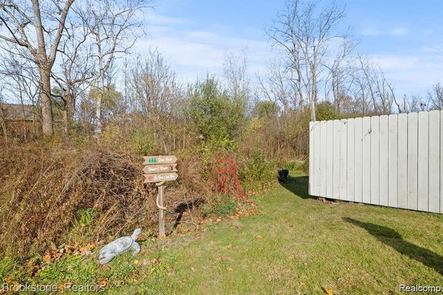 5069 Vincent Trail, Shelby Charter Township, MI 48316