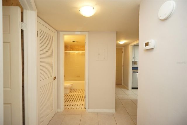 3325 BAYSHORE BOULEVARD D28, Tampa, FL 33629