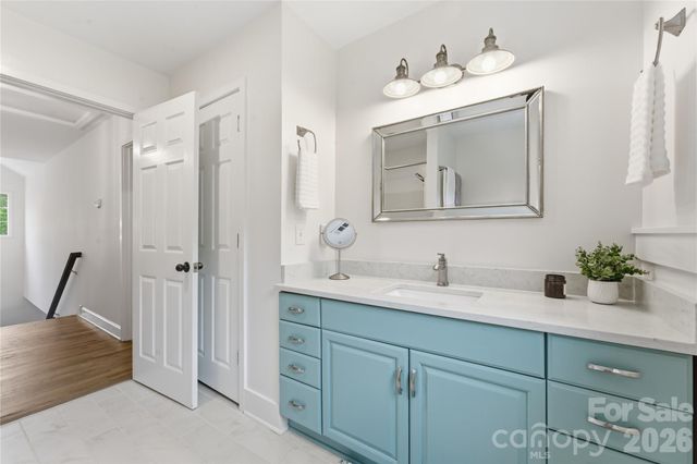 15 Racoon Point, Canton, NC 28716