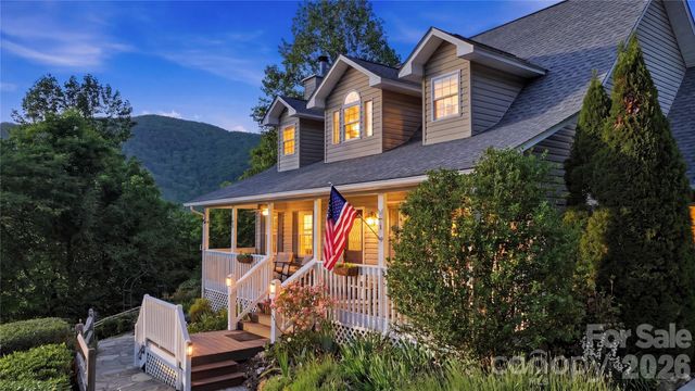 15 Racoon Point, Canton, NC 28716