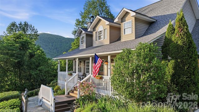 15 Racoon Point, Canton, NC 28716