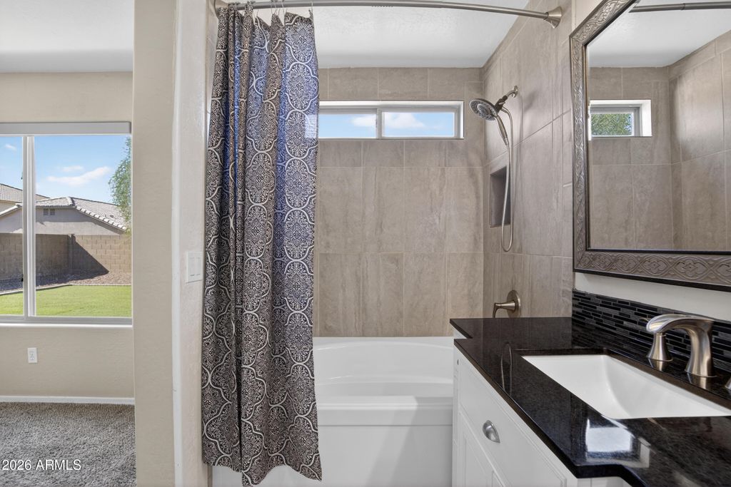 Image 23 of property listing at 2412 W SAINT KATERI Drive, Phoenix, AZ 85041