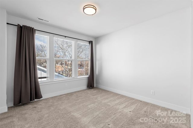 1126 Pegram Crossing Drive, Charlotte, NC 28205