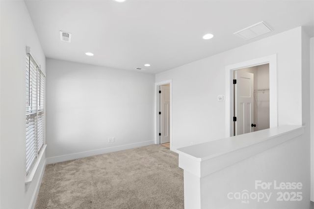 1126 Pegram Crossing Drive, Charlotte, NC 28205