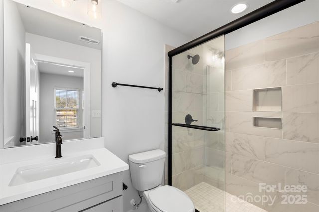 1126 Pegram Crossing Drive, Charlotte, NC 28205