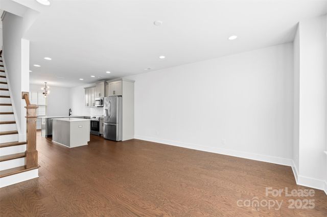 1126 Pegram Crossing Drive, Charlotte, NC 28205