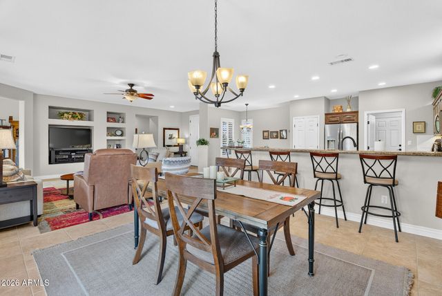 21327 N BLACK BEAR LODGE Drive, Surprise, AZ 85387