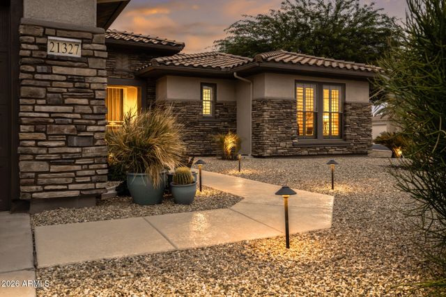 21327 N BLACK BEAR LODGE Drive, Surprise, AZ 85387