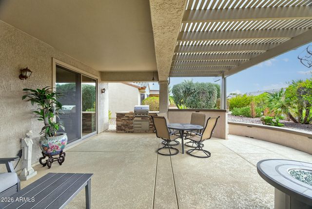 21327 N BLACK BEAR LODGE Drive, Surprise, AZ 85387