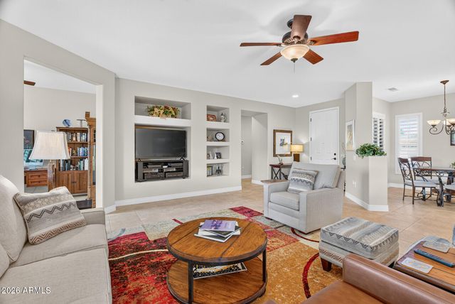 21327 N BLACK BEAR LODGE Drive, Surprise, AZ 85387