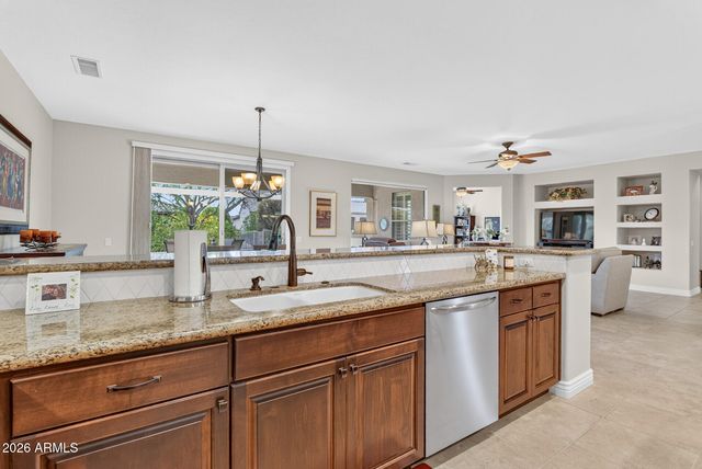 21327 N BLACK BEAR LODGE Drive, Surprise, AZ 85387