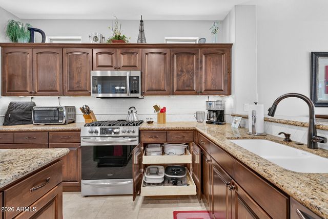 21327 N BLACK BEAR LODGE Drive, Surprise, AZ 85387