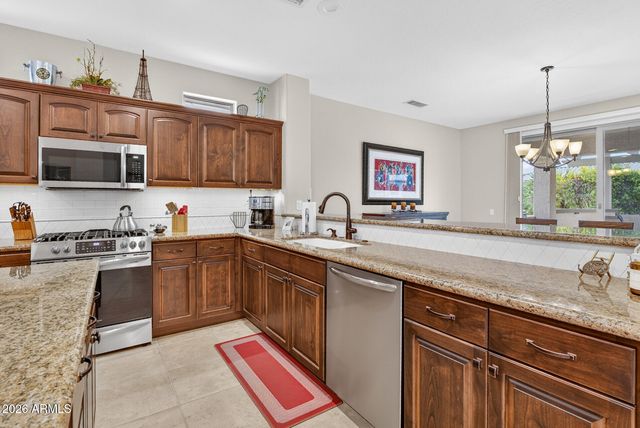 21327 N BLACK BEAR LODGE Drive, Surprise, AZ 85387