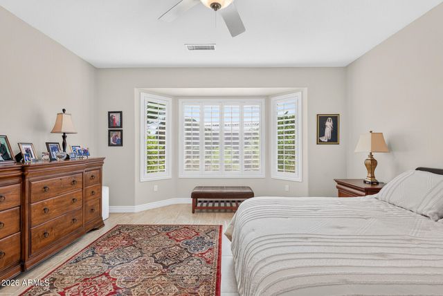 21327 N BLACK BEAR LODGE Drive, Surprise, AZ 85387
