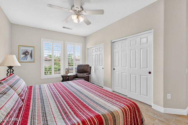 21327 N BLACK BEAR LODGE Drive, Surprise, AZ 85387