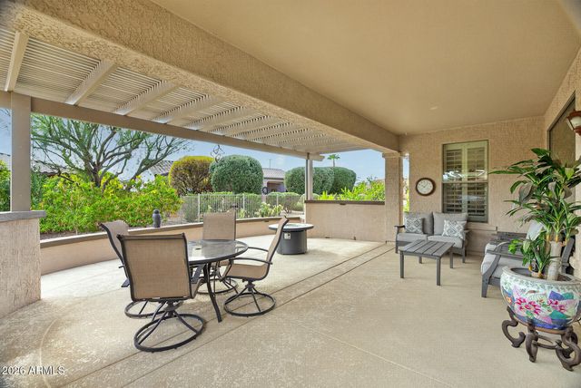 21327 N BLACK BEAR LODGE Drive, Surprise, AZ 85387