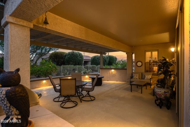 21327 N BLACK BEAR LODGE Drive, Surprise, AZ 85387