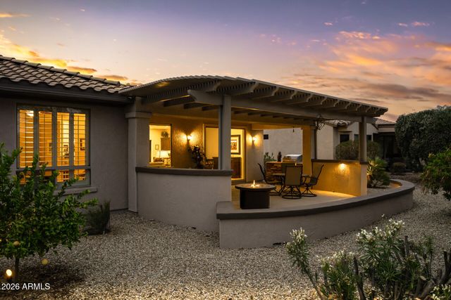 21327 N BLACK BEAR LODGE Drive, Surprise, AZ 85387