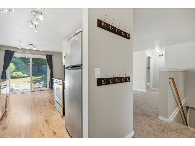 2122 Nw 14TH St, Gresham, OR 97030