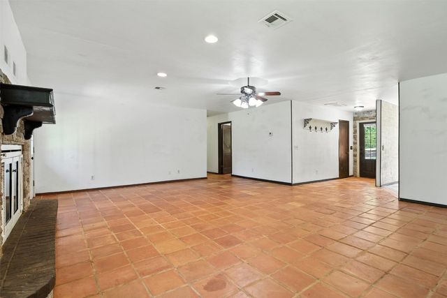 2140 Kimberlee Court, Norman, OK 73026