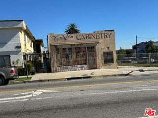 5974 West Boulevard, Los Angeles, CA 90043