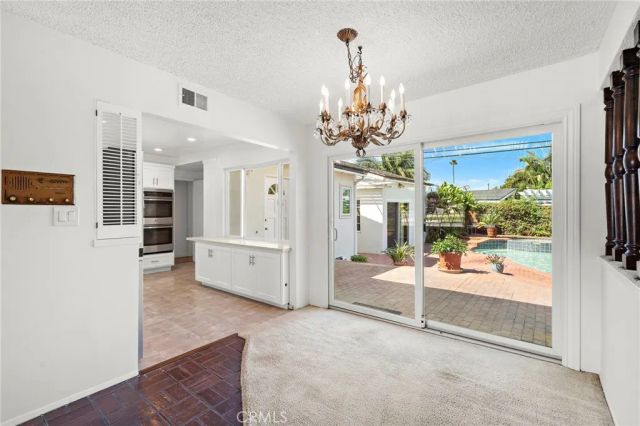 360 Bucknell Road, Costa Mesa, CA 92626