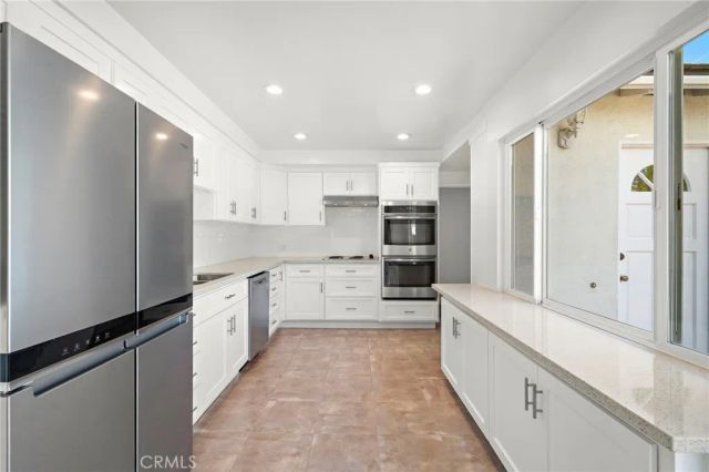 360 Bucknell Road, Costa Mesa, CA 92626