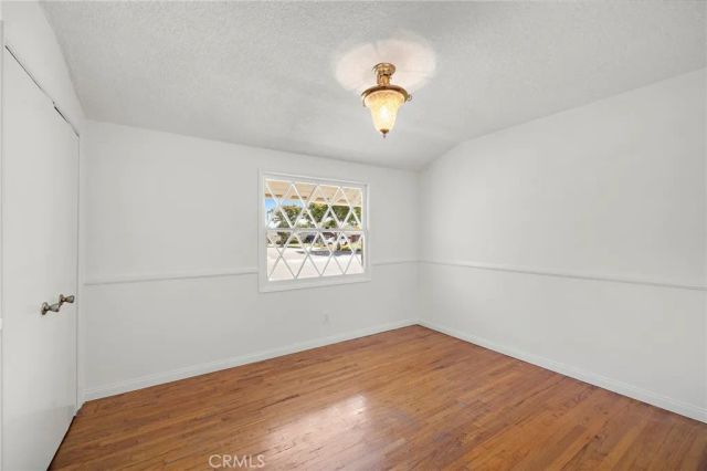 360 Bucknell Road, Costa Mesa, CA 92626