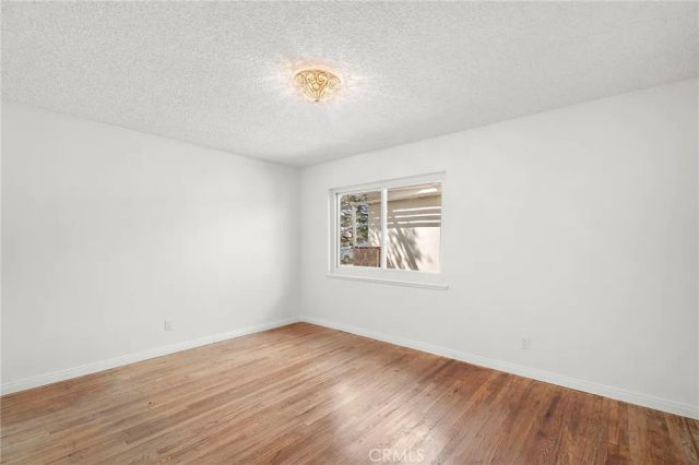 360 Bucknell Road, Costa Mesa, CA 92626