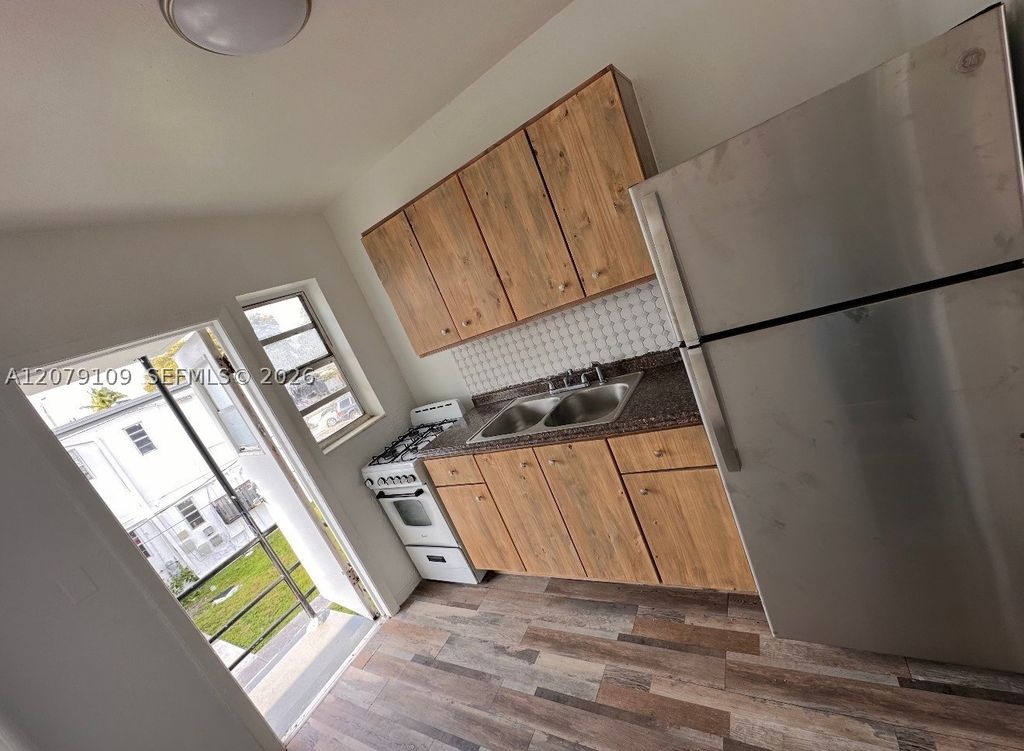10015 NW 7 Ct 3-C, Miami, FL 33150