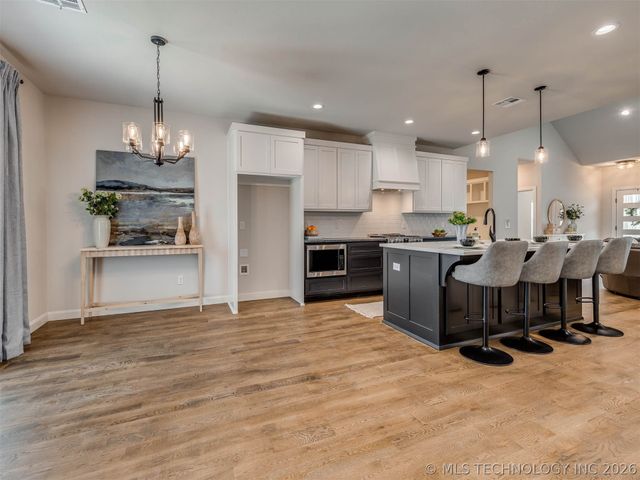 5309 S Barnett Avenue, Bartlesville, OK 74006