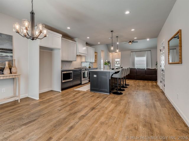 5309 S Barnett Avenue, Bartlesville, OK 74006