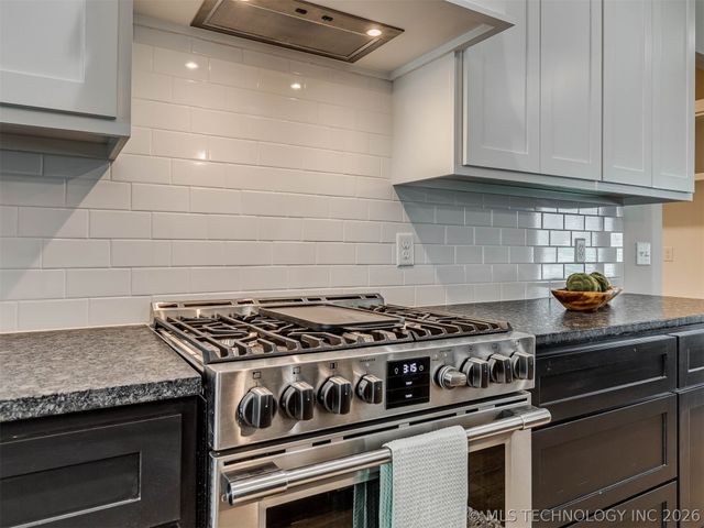 5309 S Barnett Avenue, Bartlesville, OK 74006