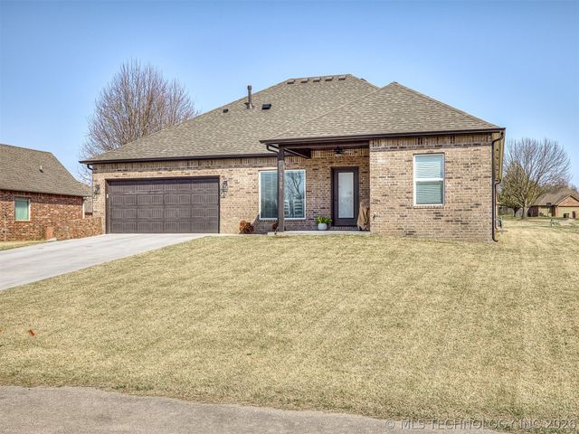 5309 S Barnett Avenue, Bartlesville, OK 74006