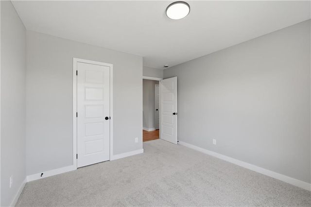 4709 Brentwood Avenue, Kansas City, MO 64136