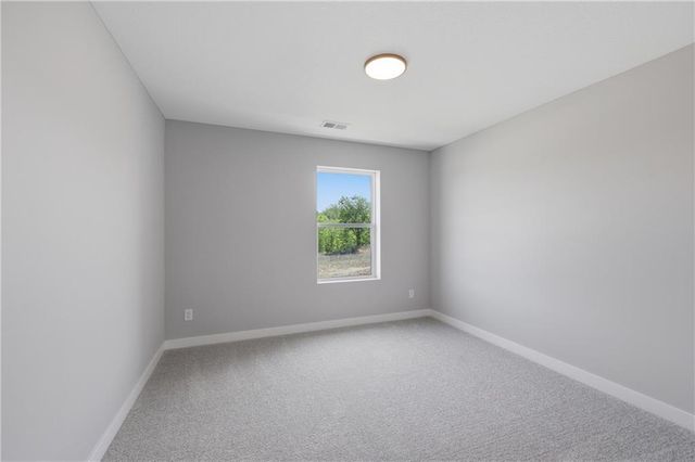 4709 Brentwood Avenue, Kansas City, MO 64136
