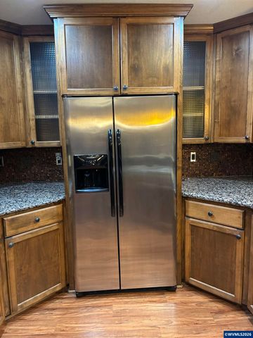 137 Miranda Av SE, Salem, OR 97306