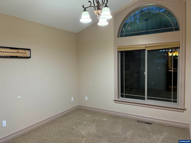 137 Miranda Av SE, Salem, OR 97306