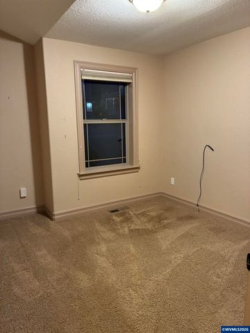 137 Miranda Av SE, Salem, OR 97306