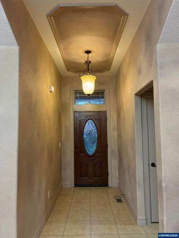 137 Miranda Av SE, Salem, OR 97306