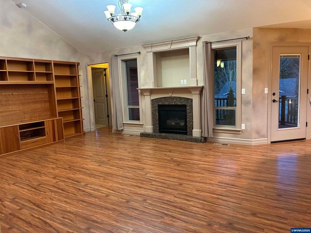 137 Miranda Av SE, Salem, OR 97306