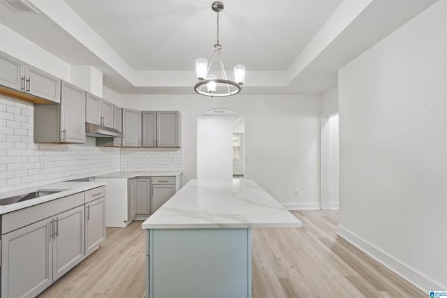 8033 6TH AVENUE N, Birmingham, AL 35206