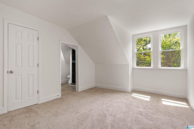 8033 6TH AVENUE N, Birmingham, AL 35206