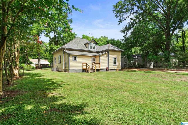 8033 6TH AVENUE N, Birmingham, AL 35206