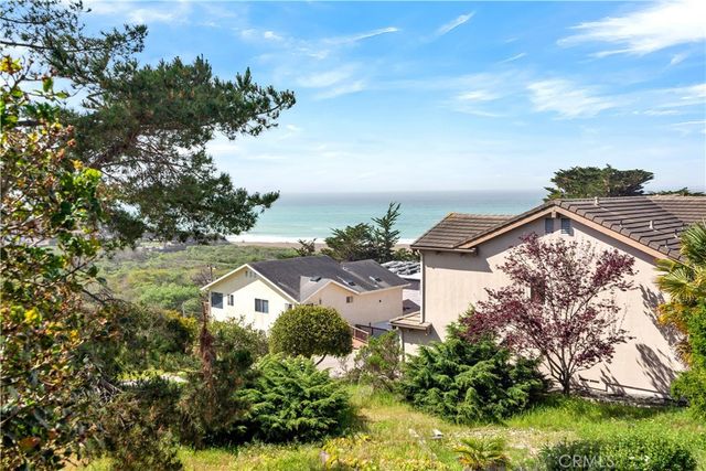 470 wellington st, Cambria, CA 93428
