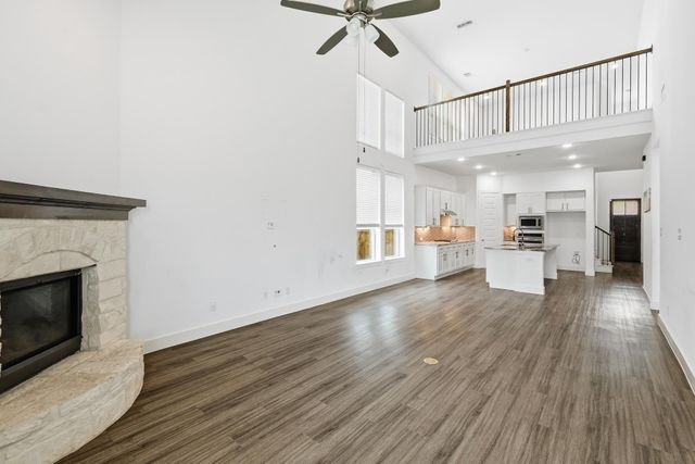 4005 Big Prairie Drive, Aubrey, TX 76227