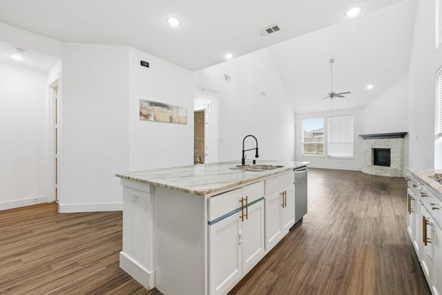 4005 Big Prairie Drive, Aubrey, TX 76227