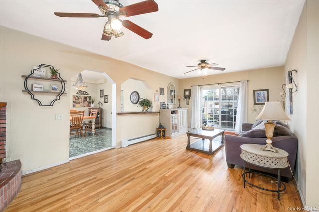 18 Parker Drive, Mahopac, NY 10541