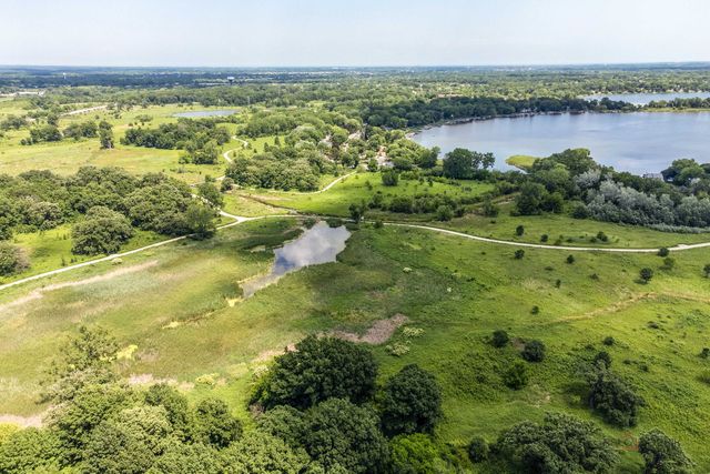80 N Lake Avenue, Third Lake, IL 60030